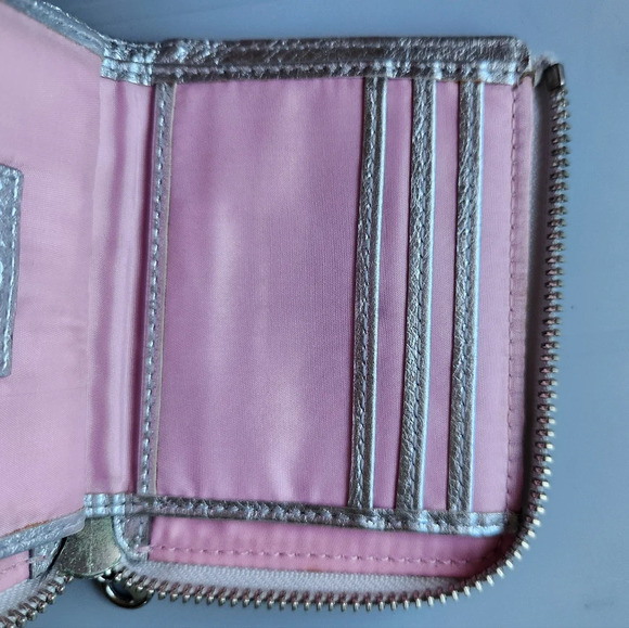 Coach Poppy Irridescent Shimmer Leather Square Zipper Wallet - Picture 7 of 9